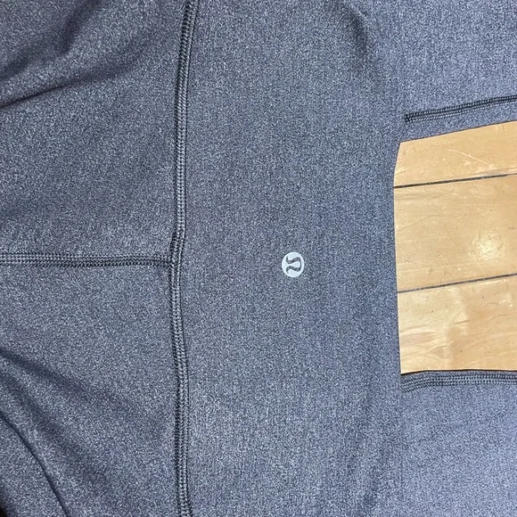 Lululemon leggings - Picture 2 of 4